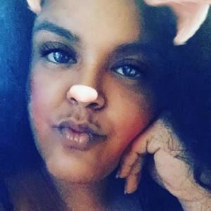 Meet your Posher, Caridad