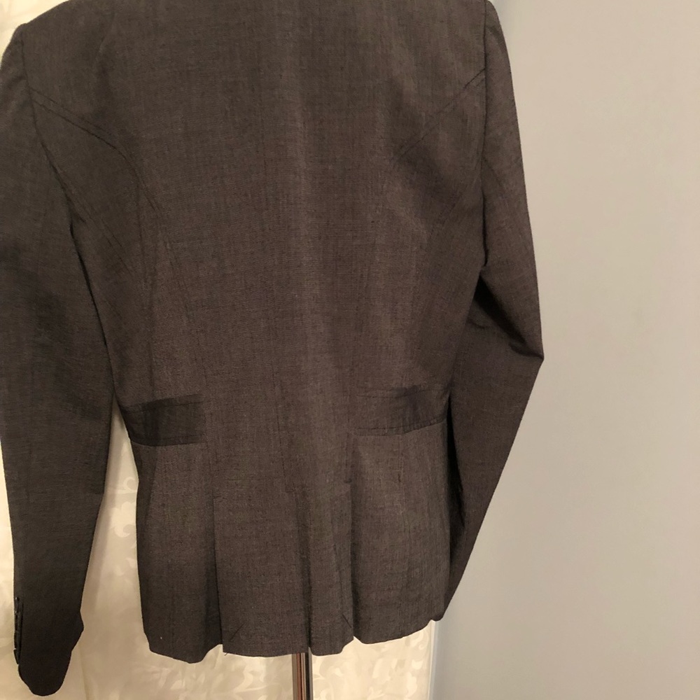 Blazer - Picture 2 of 3
