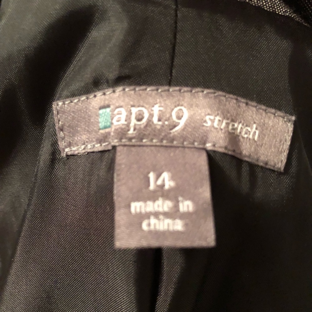Blazer - Picture 3 of 3