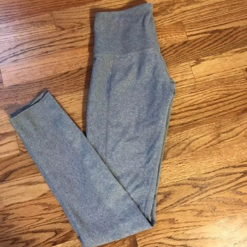 SOLD Lululemon Heathered Gray Leggings