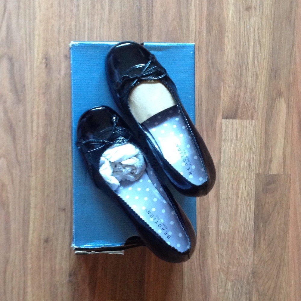 Kenneth Cole Reaction Black Patent Heels
