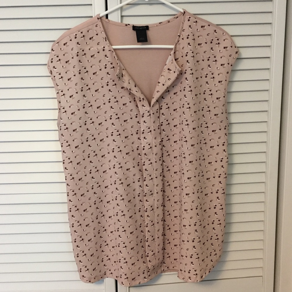 ❗️LAST CHANCE❗️ANN TAYLOR Blush Blouse