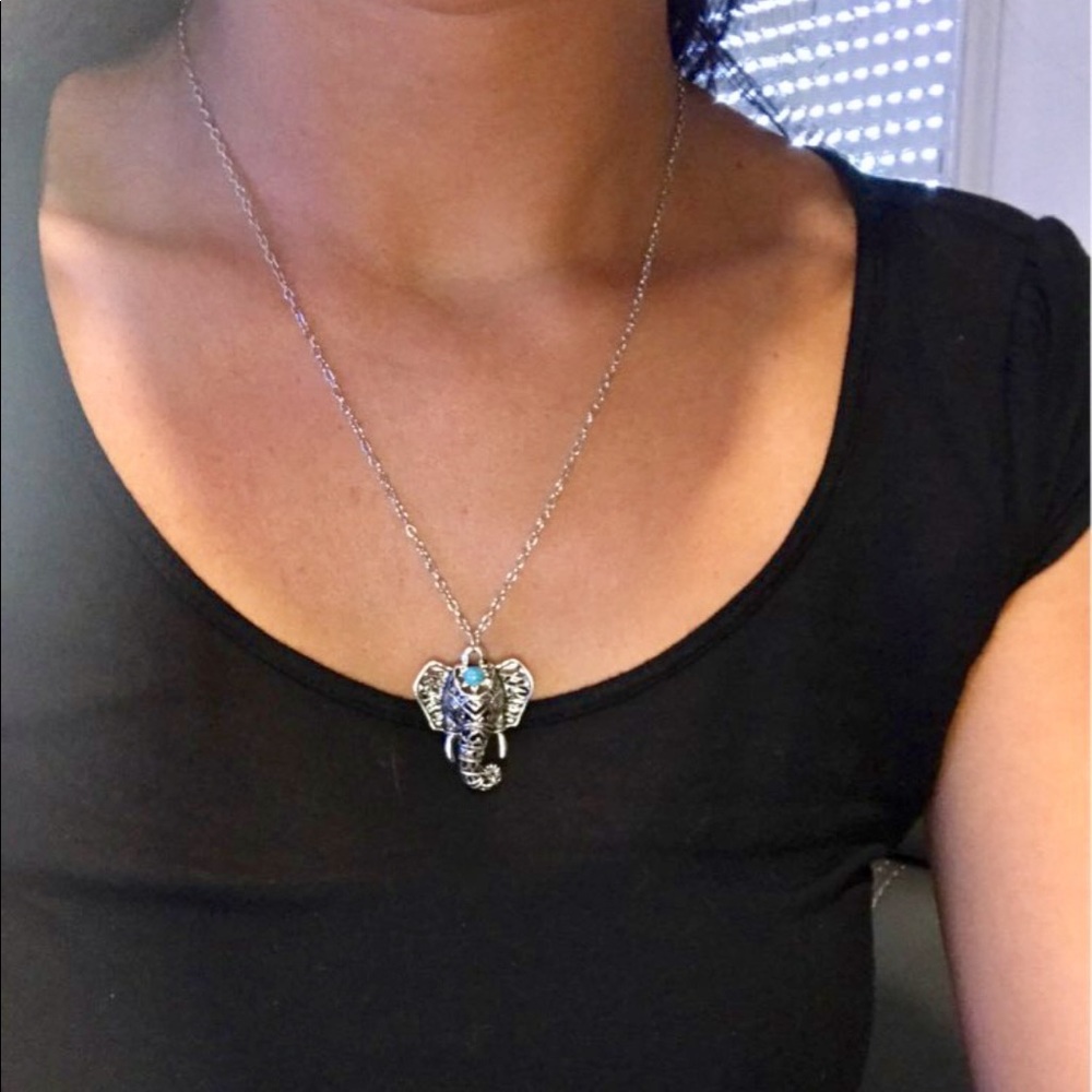 Lucky Elephant Vintage Pendant with Turquoise - Picture 5 of 8