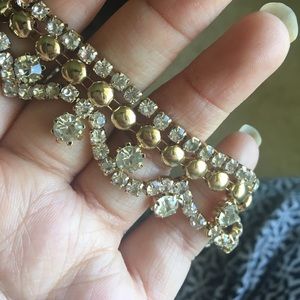 Jeweled choker