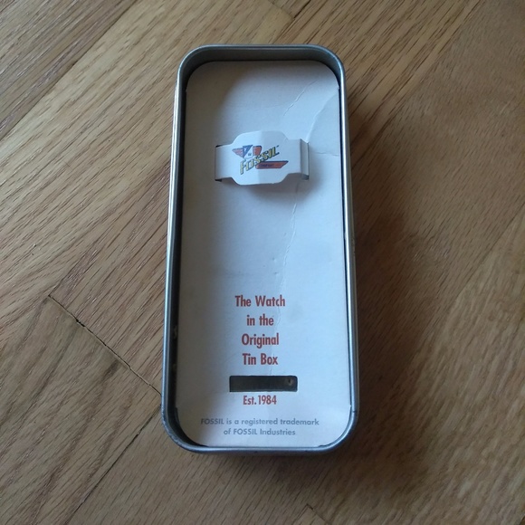 😺 Vintage Fossil Watch and Earring Set - 1998 - Picture 5 of 8