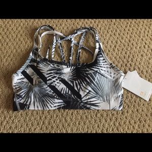 NWT Small Gap Sports Bra