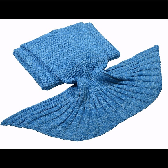 🔥JUST ARRIVED🔥Mermaid Tail Blanket for Adults 🐳 - Picture 2 of 4