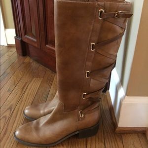 BCBG Boots-- Size 9 (only worn once)