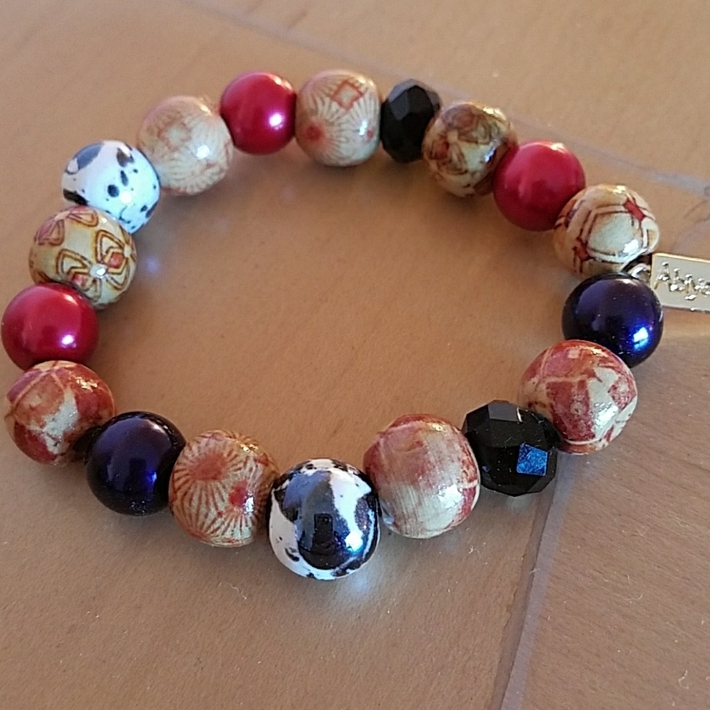 Beaded bracelet