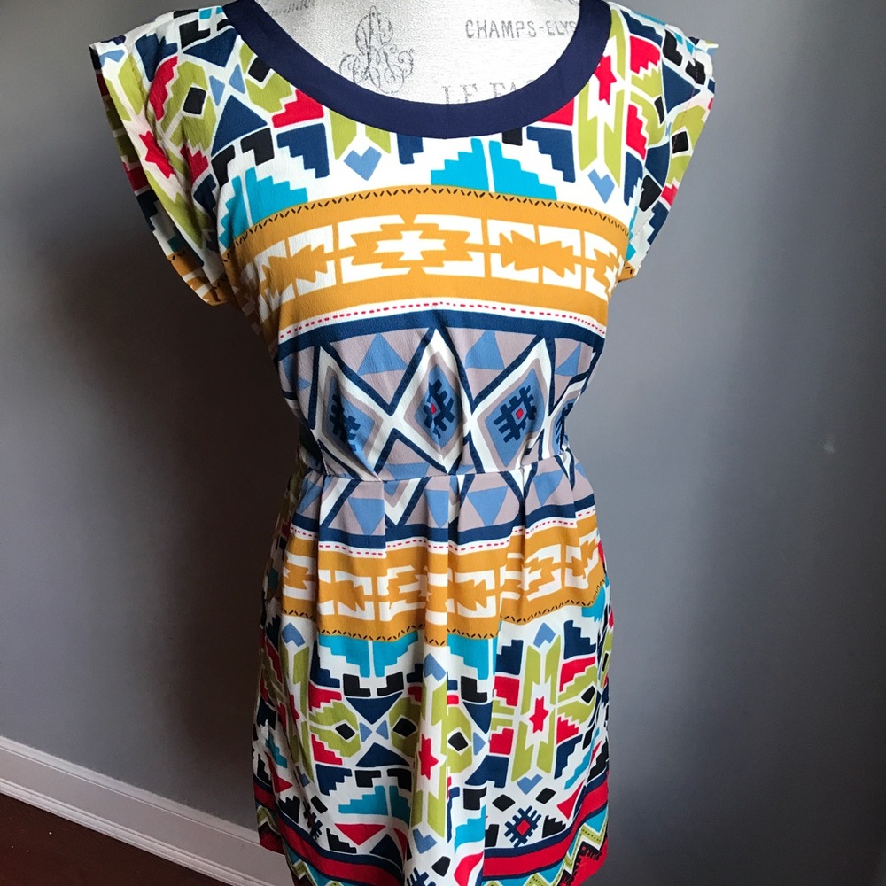 Monteau Abstract Tie-Back Dress