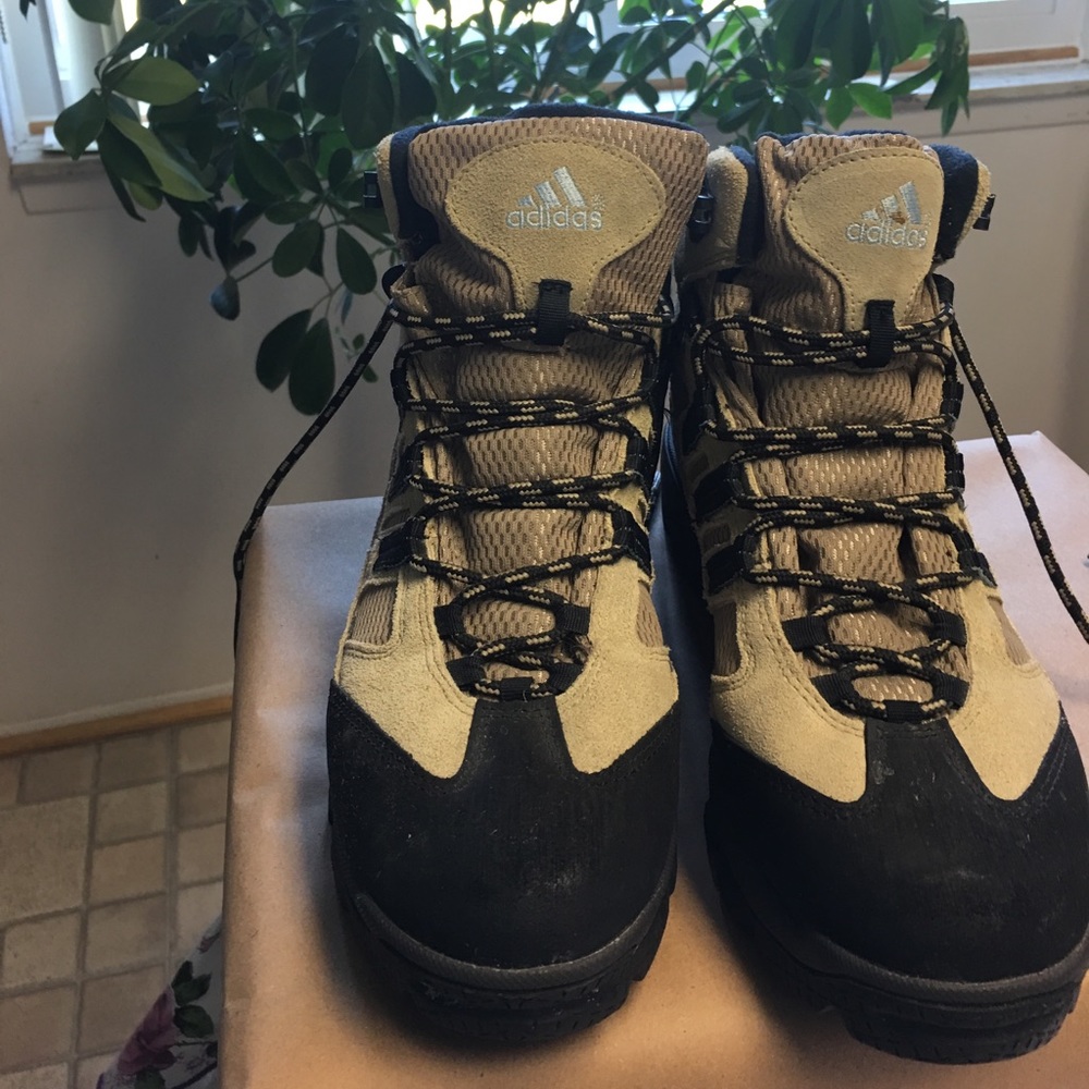 Snow hiking  /winter boots