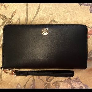Brand New never used Tory Burch Wallet