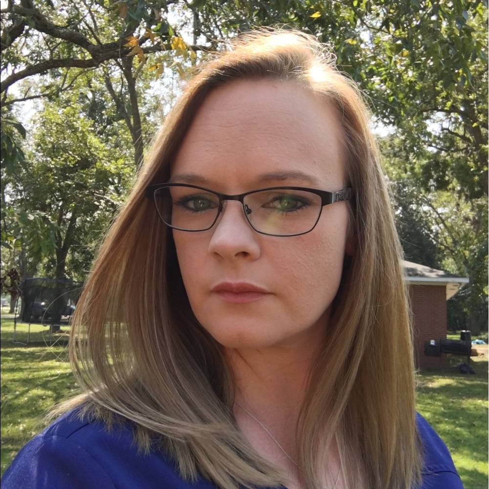 Meet your Posher, Crystal