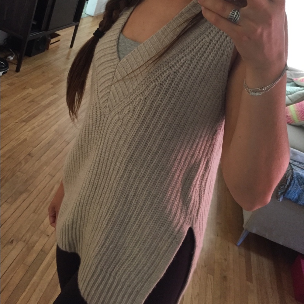 Intermix cashmere and wool fall vest