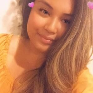 Meet your Posher, Mae