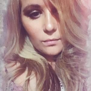 Meet your Posher, Cecilia