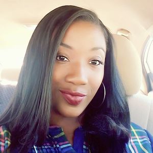 Meet your Posher, Marisa