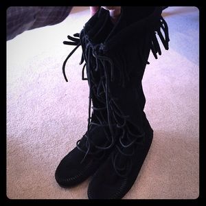 Minnetonka tall black suede boots