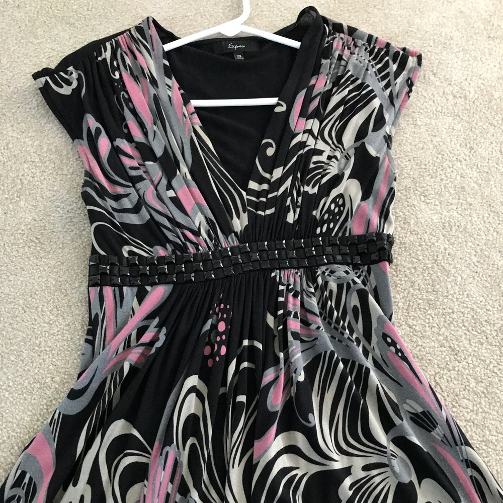Xs Express v neck top