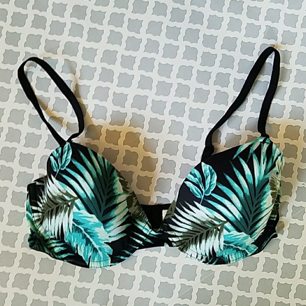 PINK Wear Everywhere Demi 34C NWOT