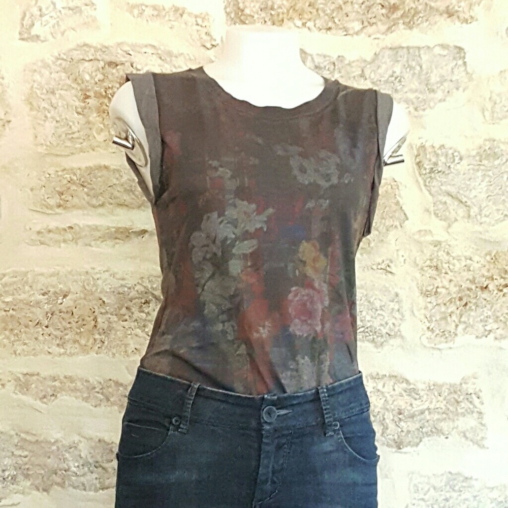 Crush Floral Sleeveless Shirt