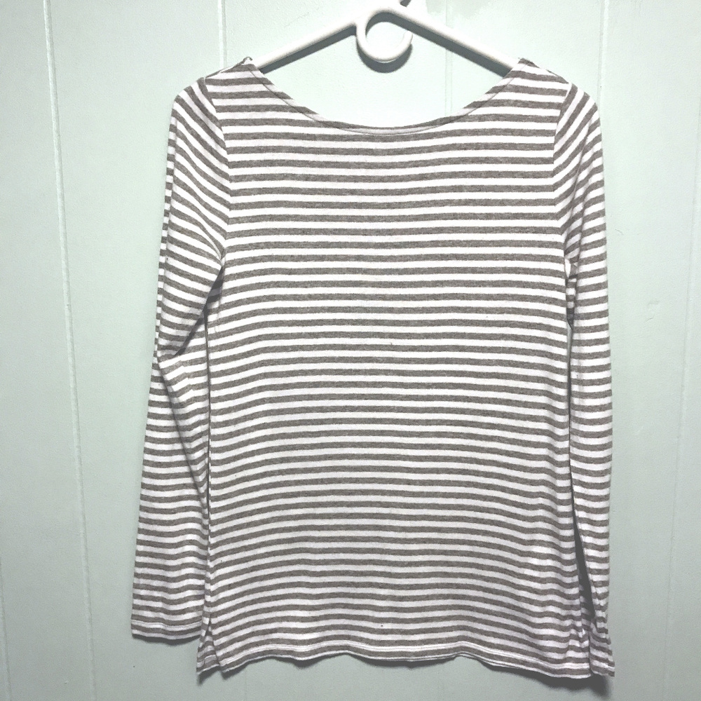 Gap Boat Neck Gray and White Striped Long Sleeve