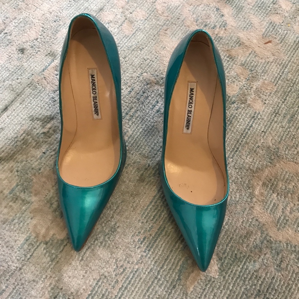 Manolo Teal Pumps
