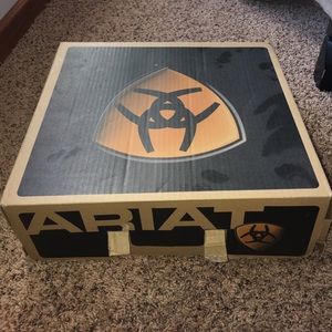 Ariat West Boots; HARDLY WORN