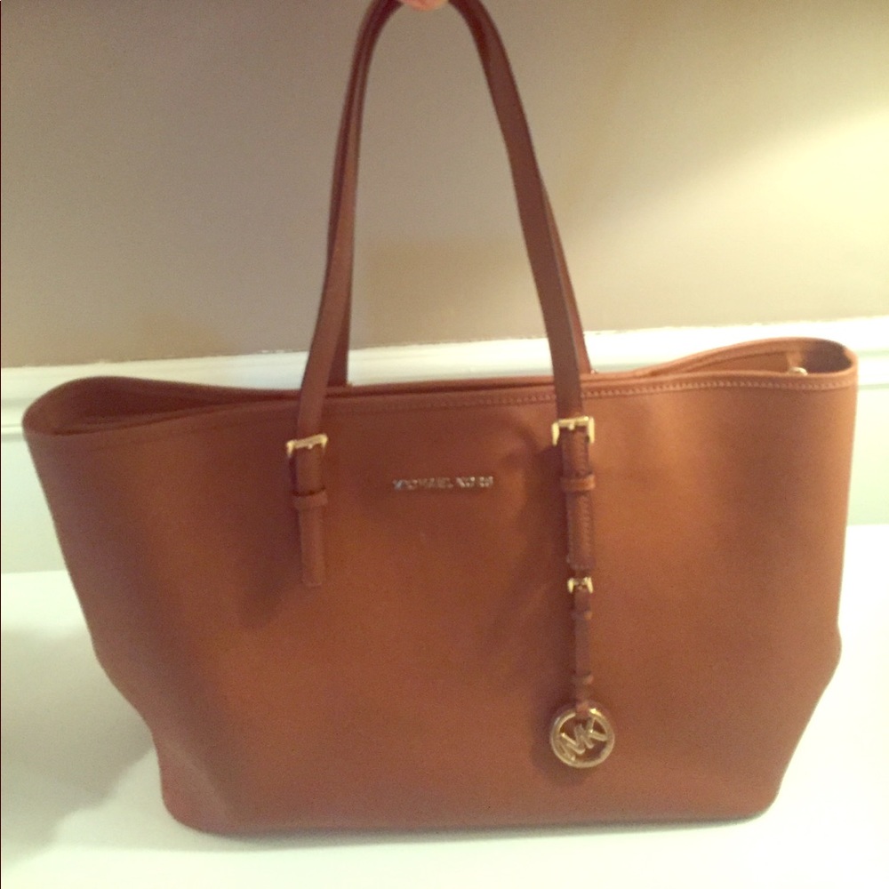 Michael Kors genuine brown leather purse