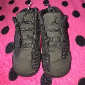 Retro Jordan 13 “black cats”