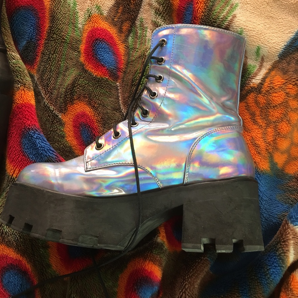 Hologram boots