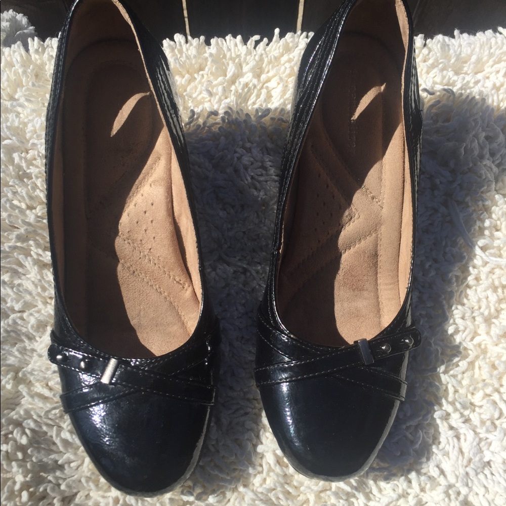 ⚡️ Black Patent Leather Wedges⚡️