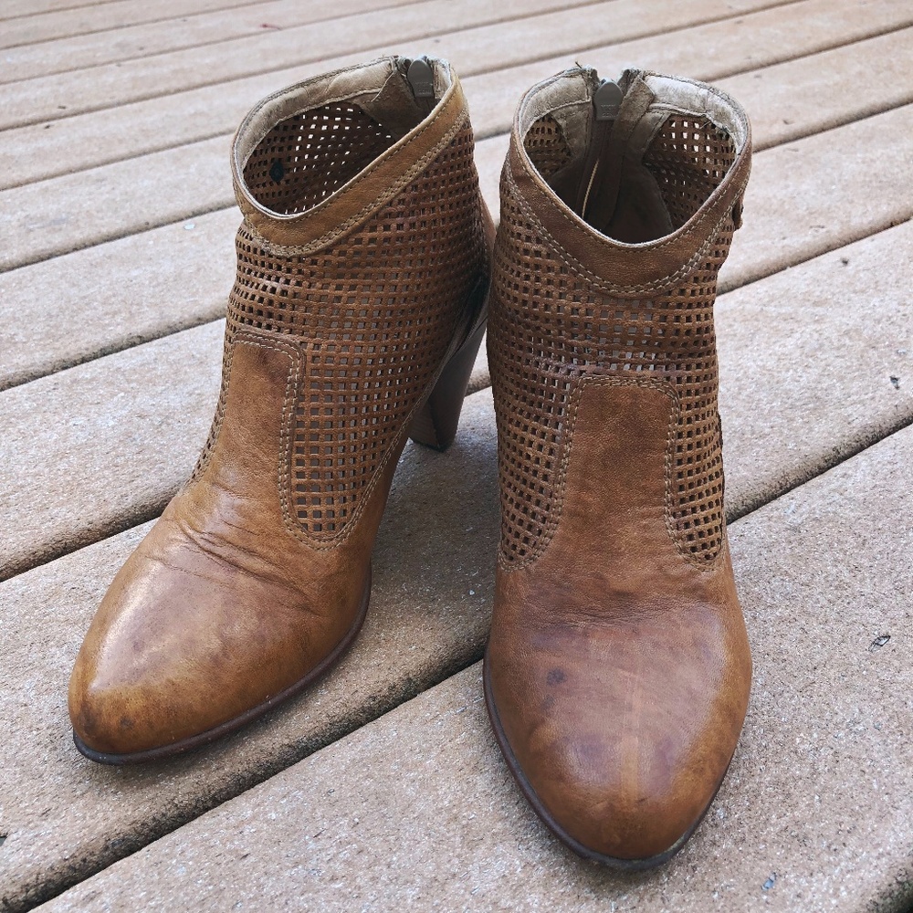 NERO GIARDINI Women's Leather Ankle Boots Size 8