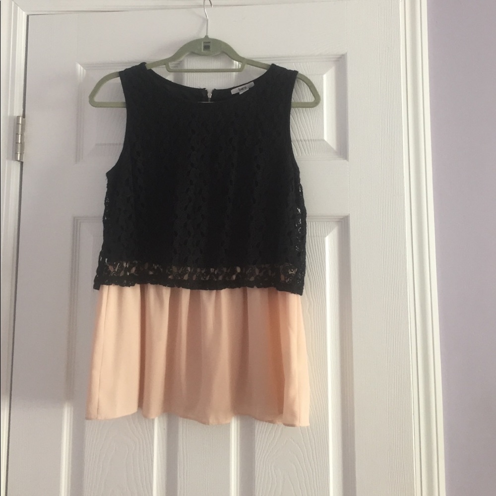 Bar III Flowy, crochet top