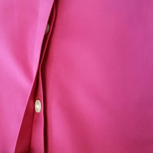 Stunning Talbots wrinkle-resistant top - Picture 5 of 7