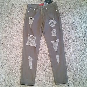 Signature 8 Olive Distressed Boyfriend Jean