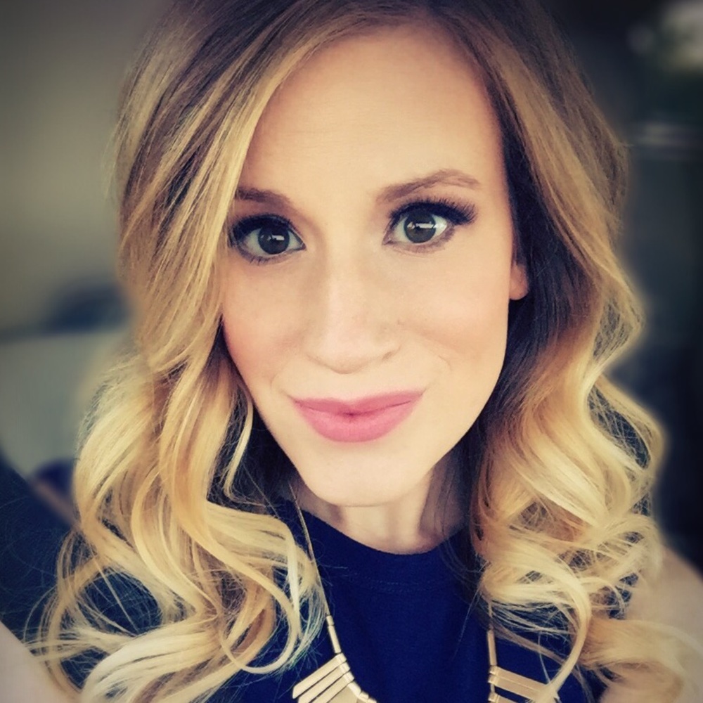 Meet your Posher, Elise