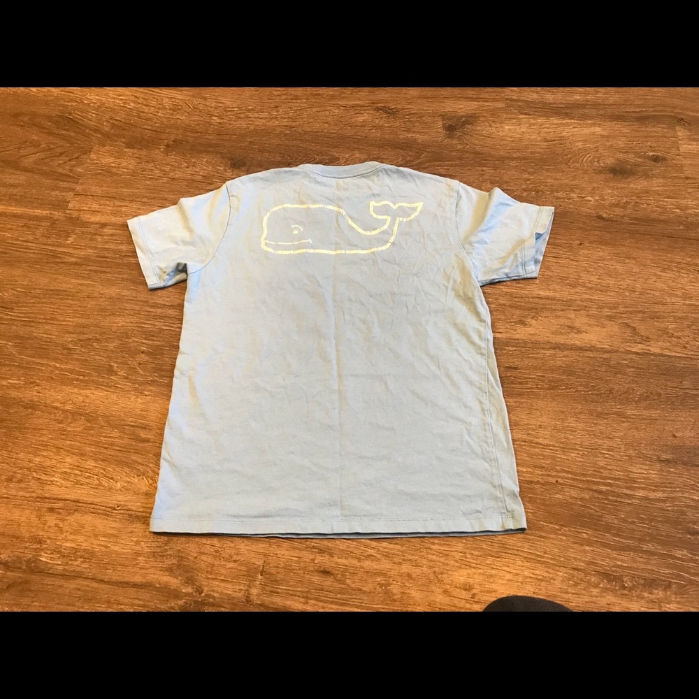 Vineyard Vines T