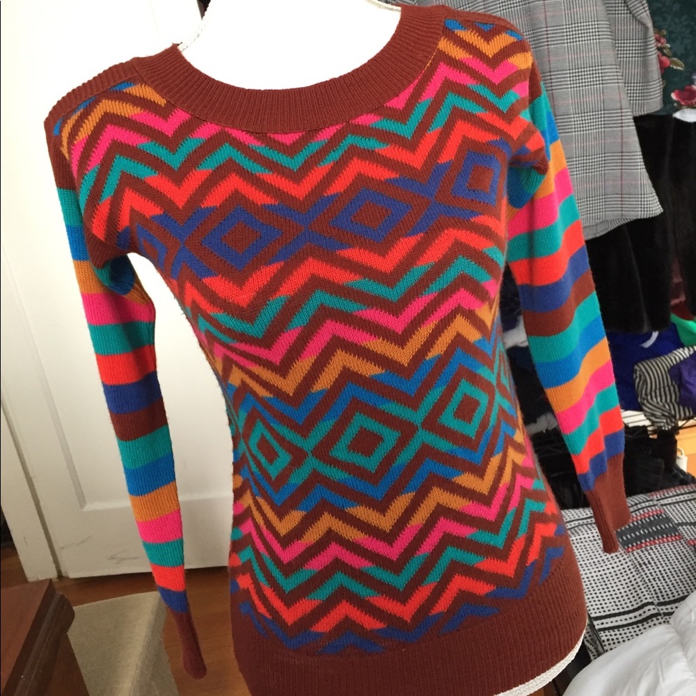 Vintage 70s rainbow pattern colorful sweater
