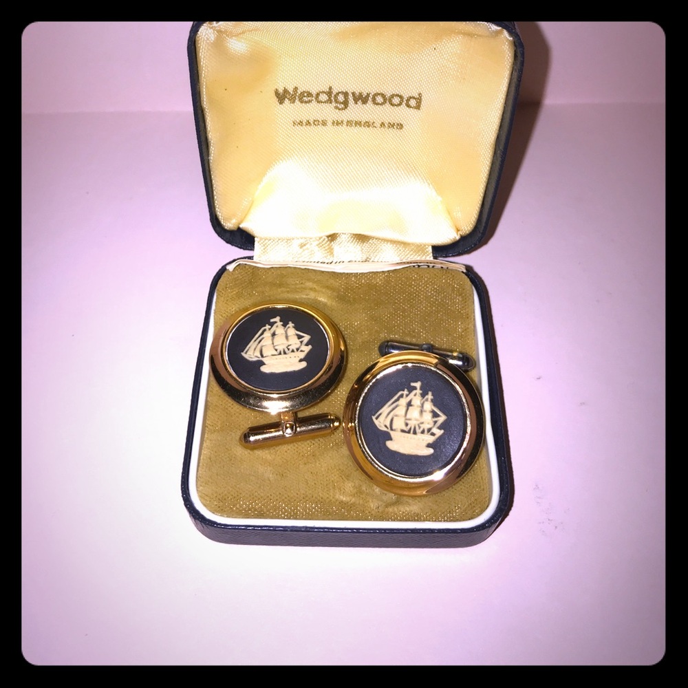 Wedgwood cufflinks