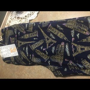 Lularoe TC Eiffel Tower leggings
