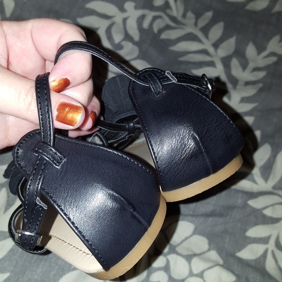 JustFab Black Flat Sandals - Picture 4 of 4