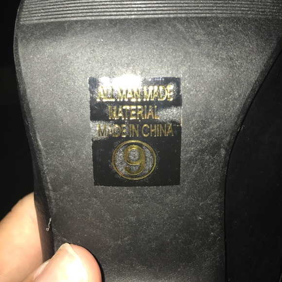 Black booties - Picture 3 of 6