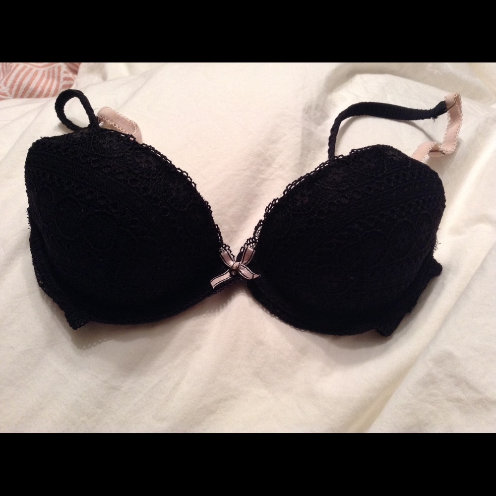 Victoria Secret Lightly Lined Plunge Bra