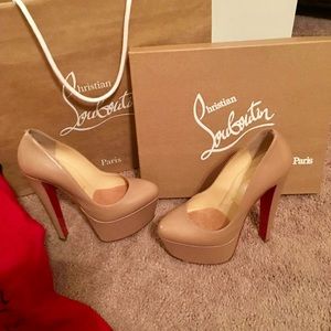 Nude Christine Loubitin Heels