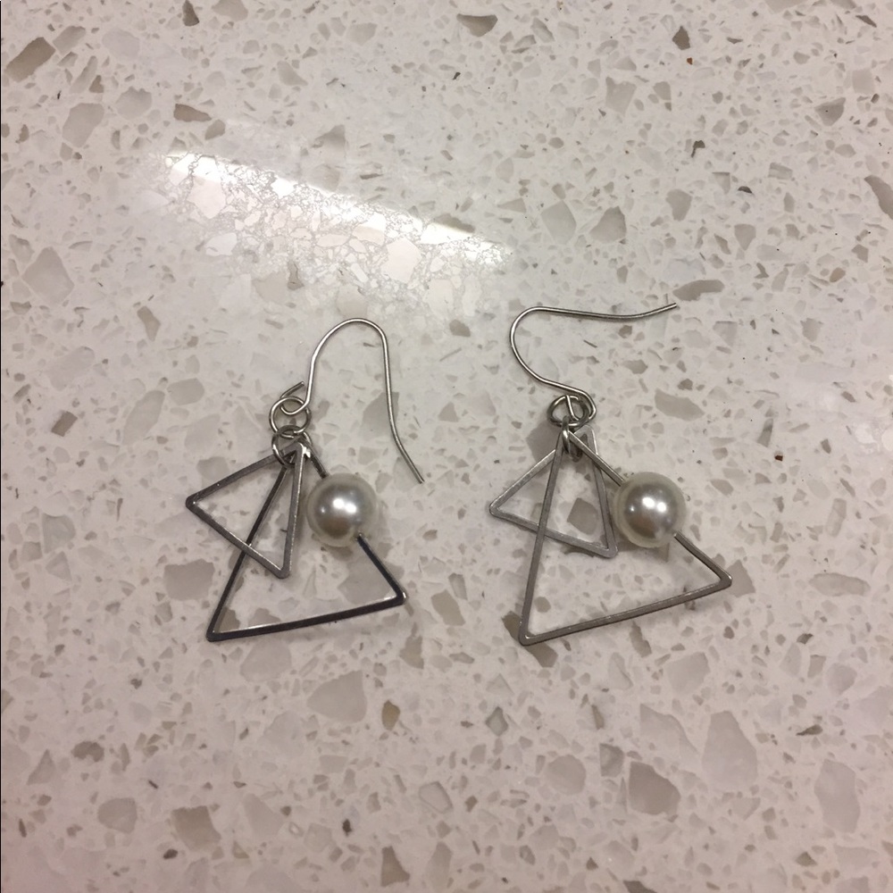 Triangle faux pearl earrings