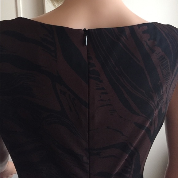 VINTAGE MEETS PRESENT HI/LO DRESS - Picture 5 of 7