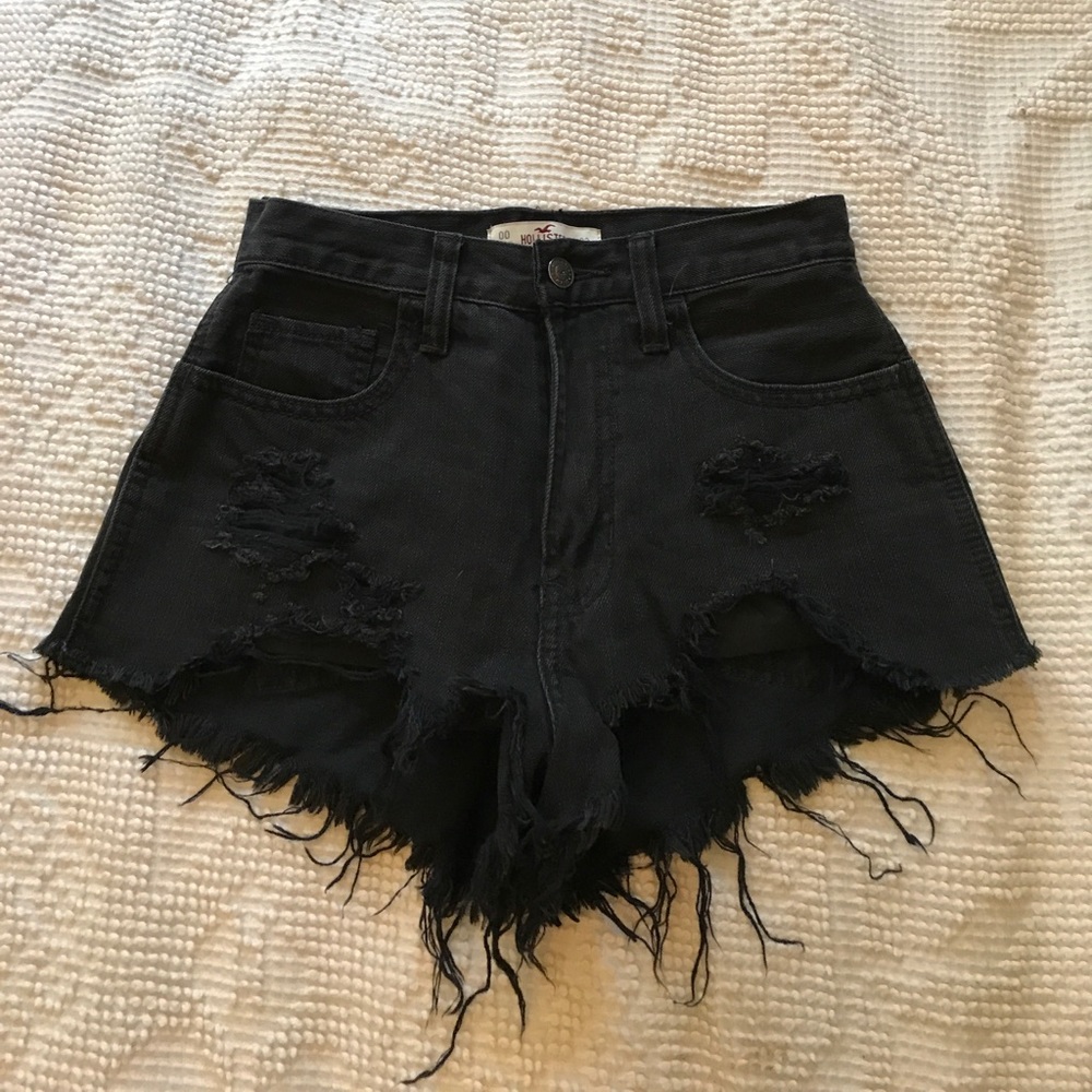 Black hollister shorts