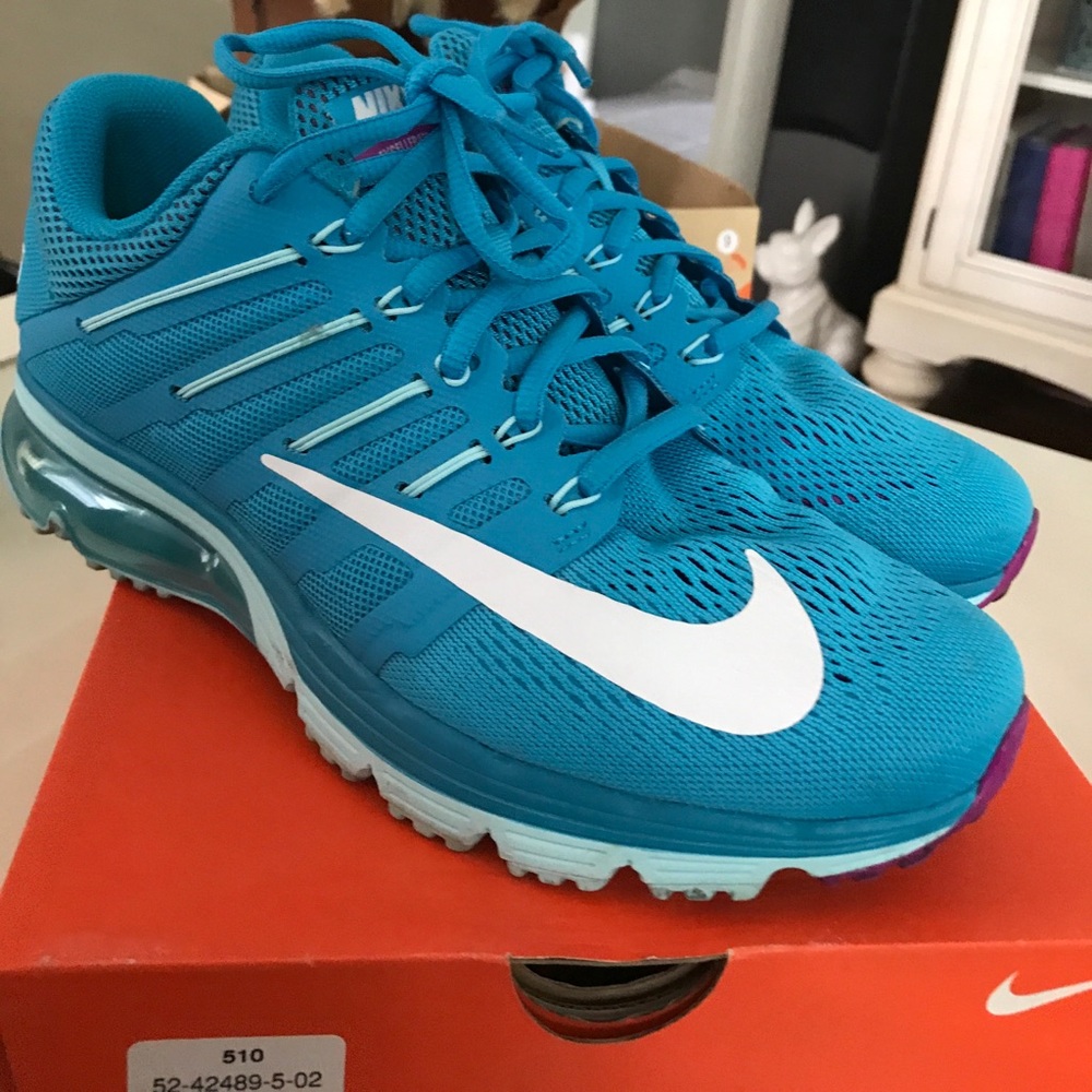 Nike w/Air Max Excellerate 4