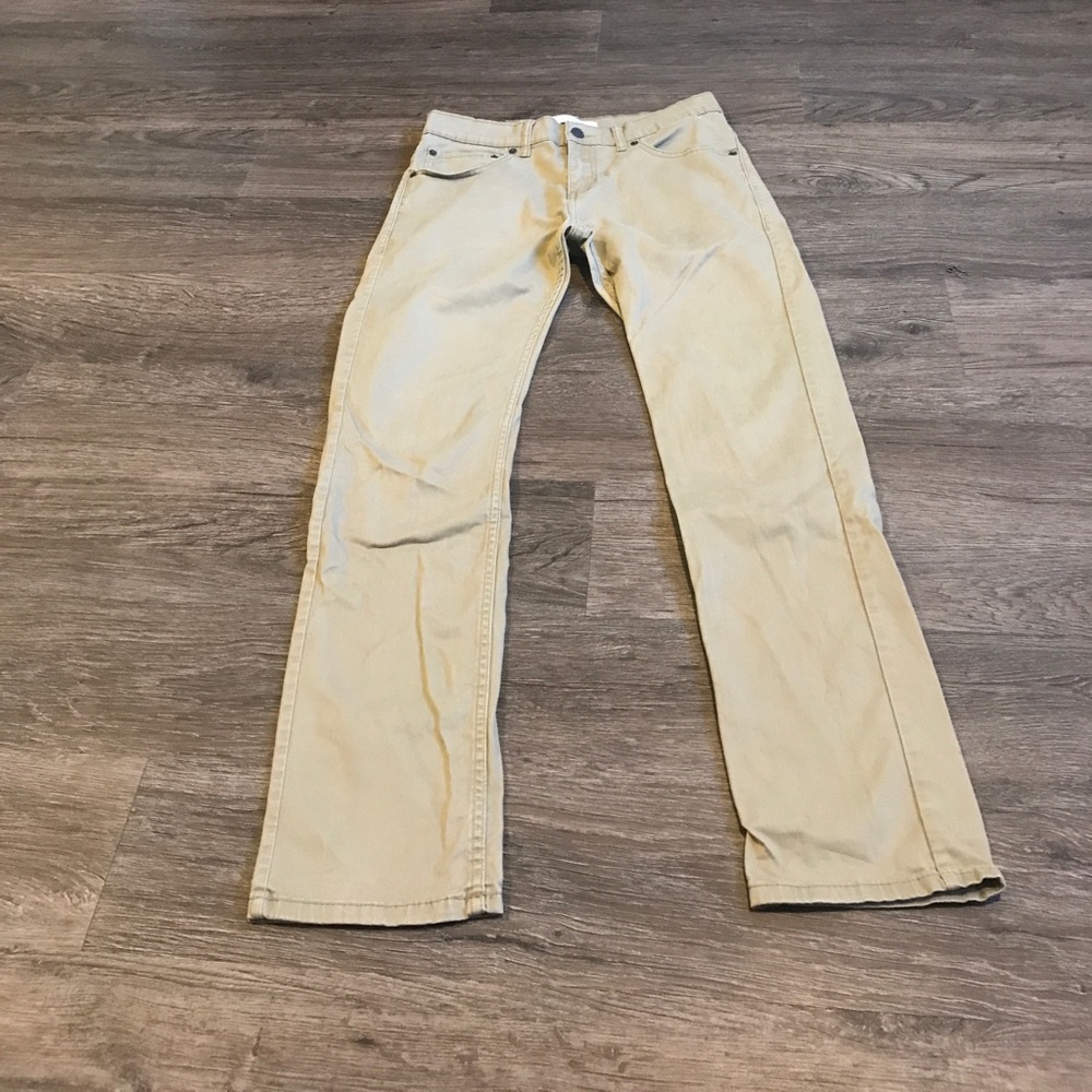 Levi’s slim khakis